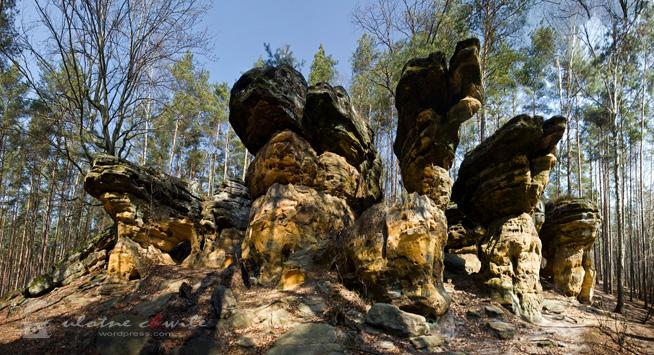 Hell Rocks near Nieklan / Ska�ki Piek�o pod Niek�aniem