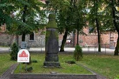 Konin post - the oldest road sign in Central and Eastern Europe in Konin / Najstarszy znak drogowy w Europie �rodkowo-Wschodniej w Koninie