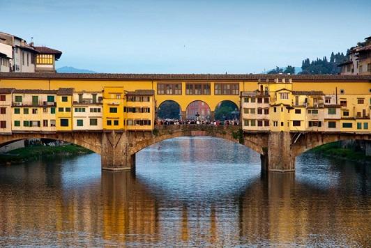 Ponte Vecchio (Old Bridge) / Ponte Vecchio